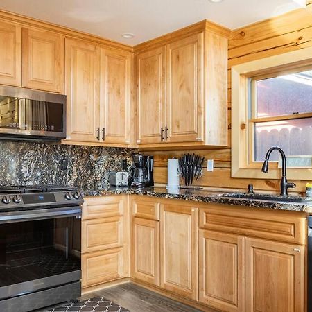 Modern Family Cabin Mins To Lake, Slopes & Hikes 大贝尔城 外观 照片