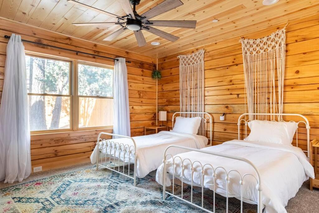 Modern Family Cabin Mins To Lake, Slopes & Hikes 大贝尔城 外观 照片