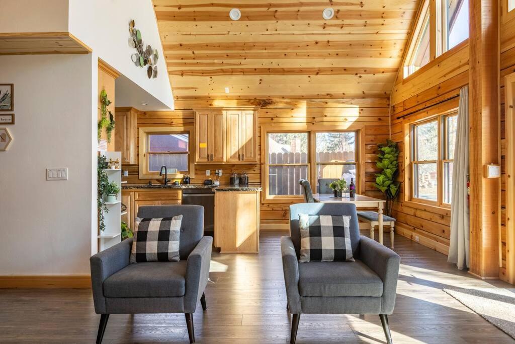 Modern Family Cabin Mins To Lake, Slopes & Hikes 大贝尔城 外观 照片