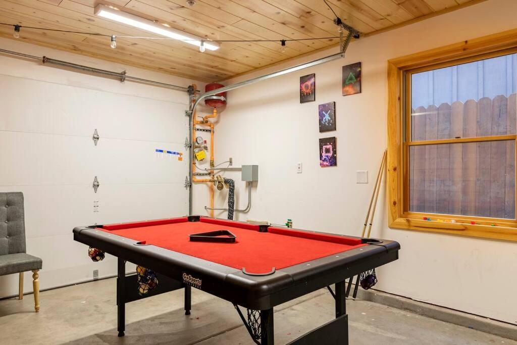Modern Family Cabin Mins To Lake, Slopes & Hikes 大贝尔城 外观 照片