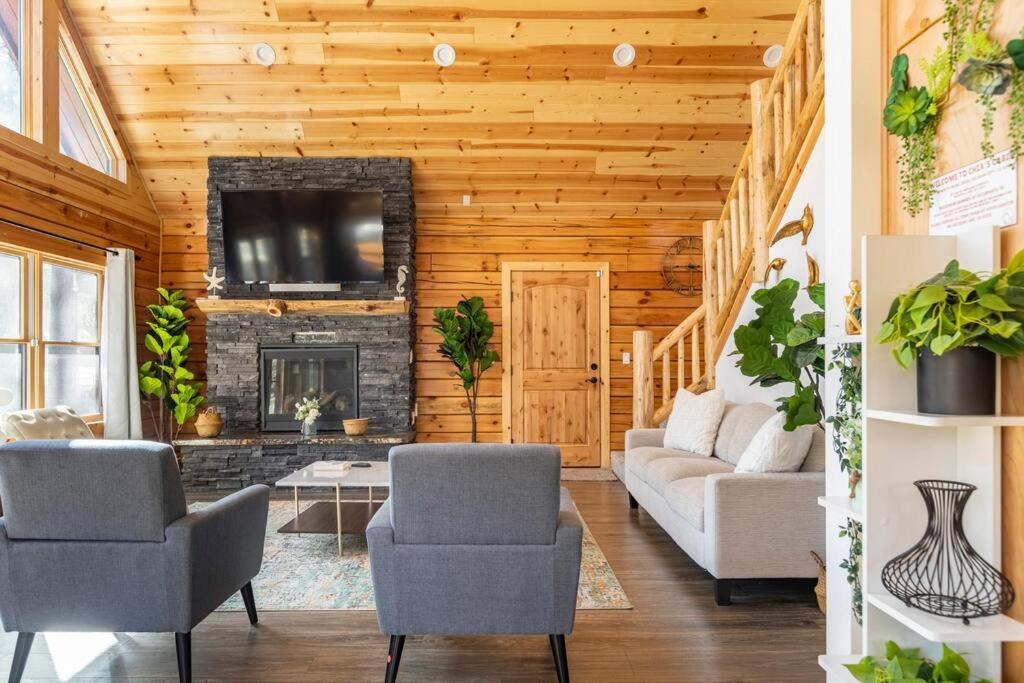 Modern Family Cabin Mins To Lake, Slopes & Hikes 大贝尔城 外观 照片