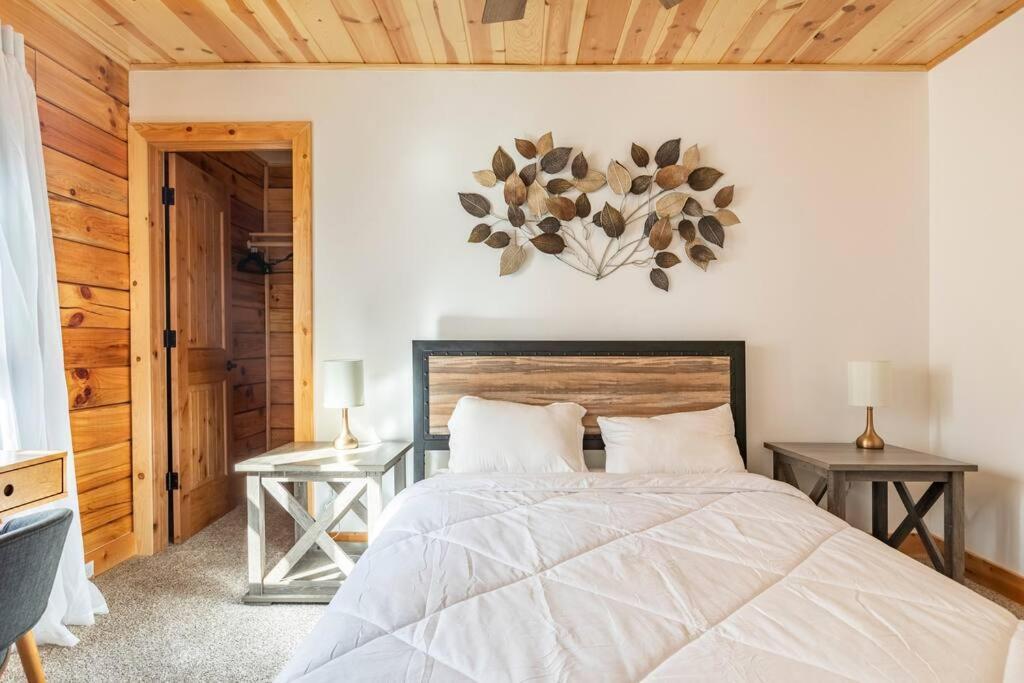 Modern Family Cabin Mins To Lake, Slopes & Hikes 大贝尔城 外观 照片