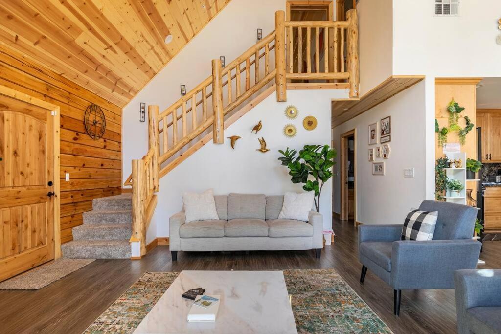 Modern Family Cabin Mins To Lake, Slopes & Hikes 大贝尔城 外观 照片